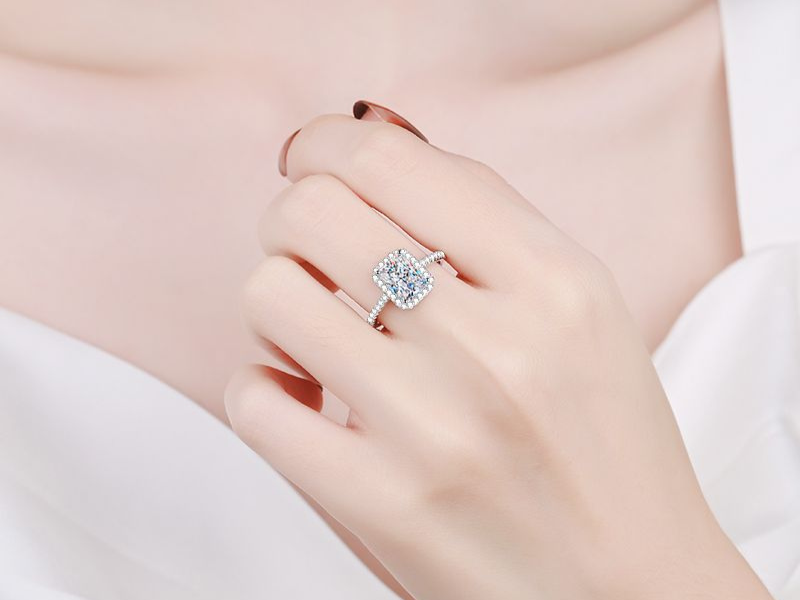 Nhẫn nữ bạc kim cương mặt vuông Charm